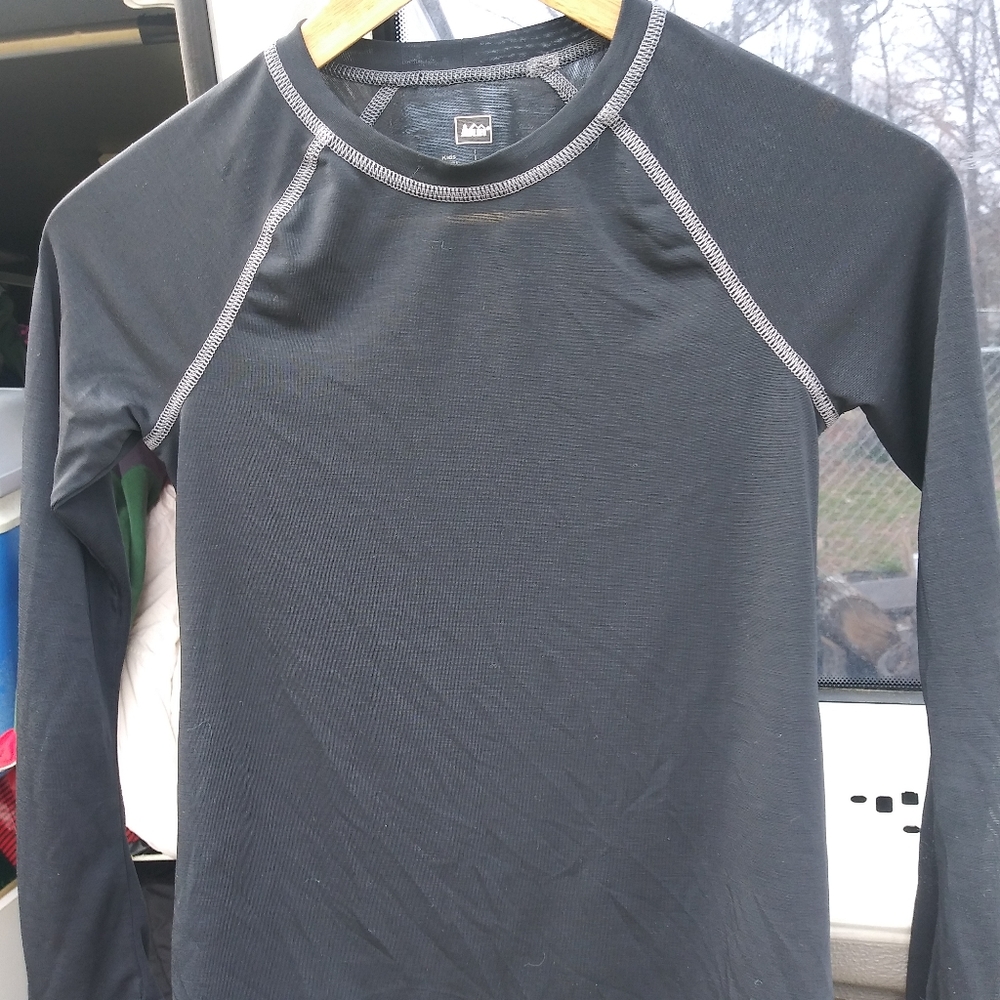 REI - Kids S (8) Polyester/Lycra Spandex Shirt